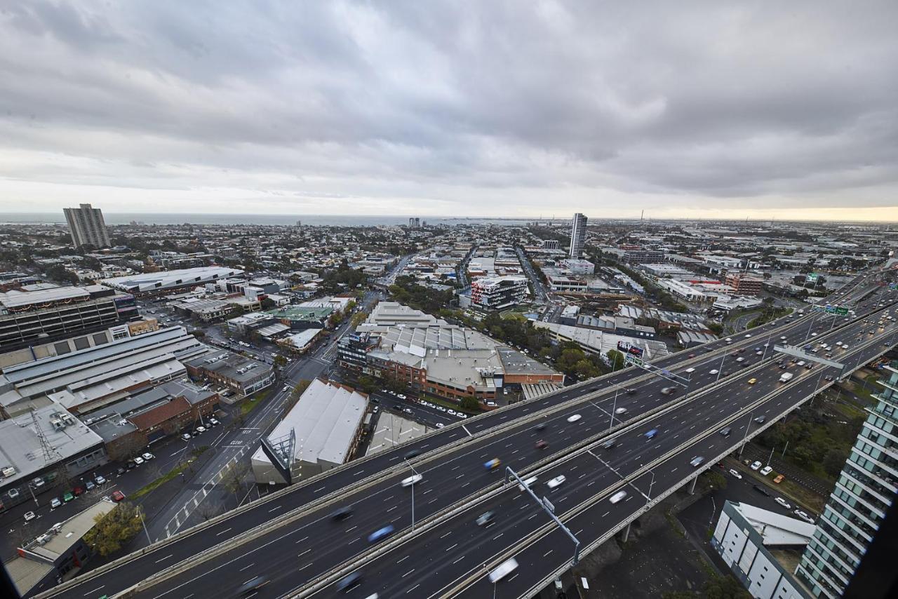Mega Style Apartments The International Melbourne Exterior photo